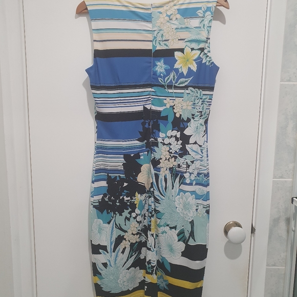 Queenspark size small sleeveless stretch dress - Coastal vibe print - Picture 6 of 6
